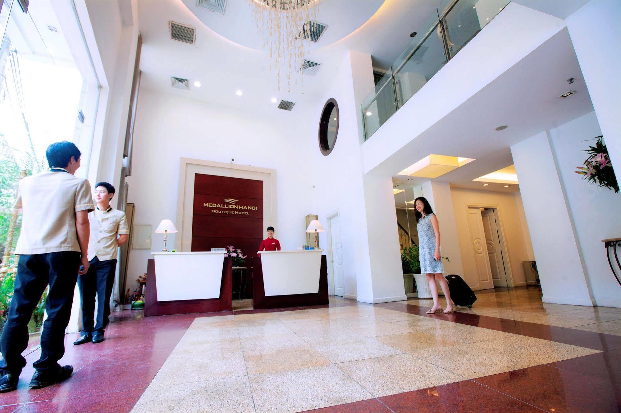 โรงแรมเมดดาเลี่ยนฮานอย ภายนอก รูปภาพ